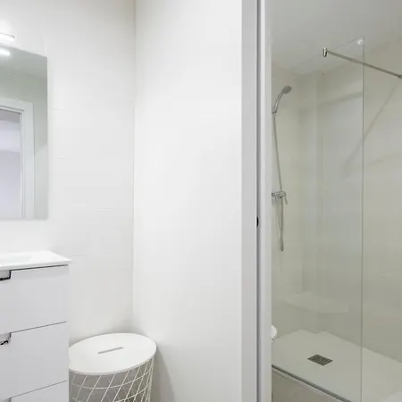Estudio Cerca De Camp Nou Apartamento